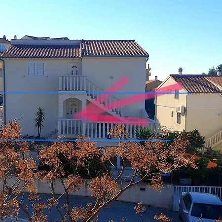 Апартаменты Big Blue Hvar